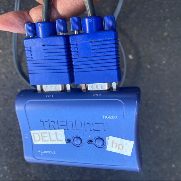 TRENDnet 2-Port USB KVM Switch Kit with Audio, (2) USB KVM Cables, (2) USB - Picture 4 of 15